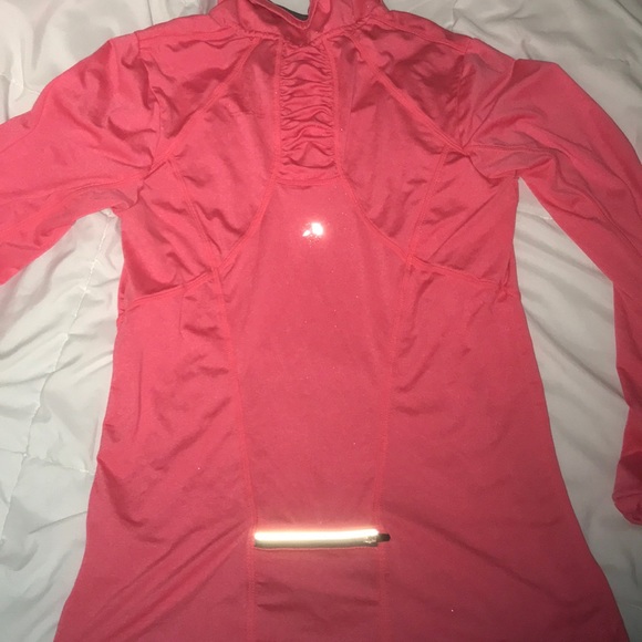 Running pullover - Picture 2 of 2